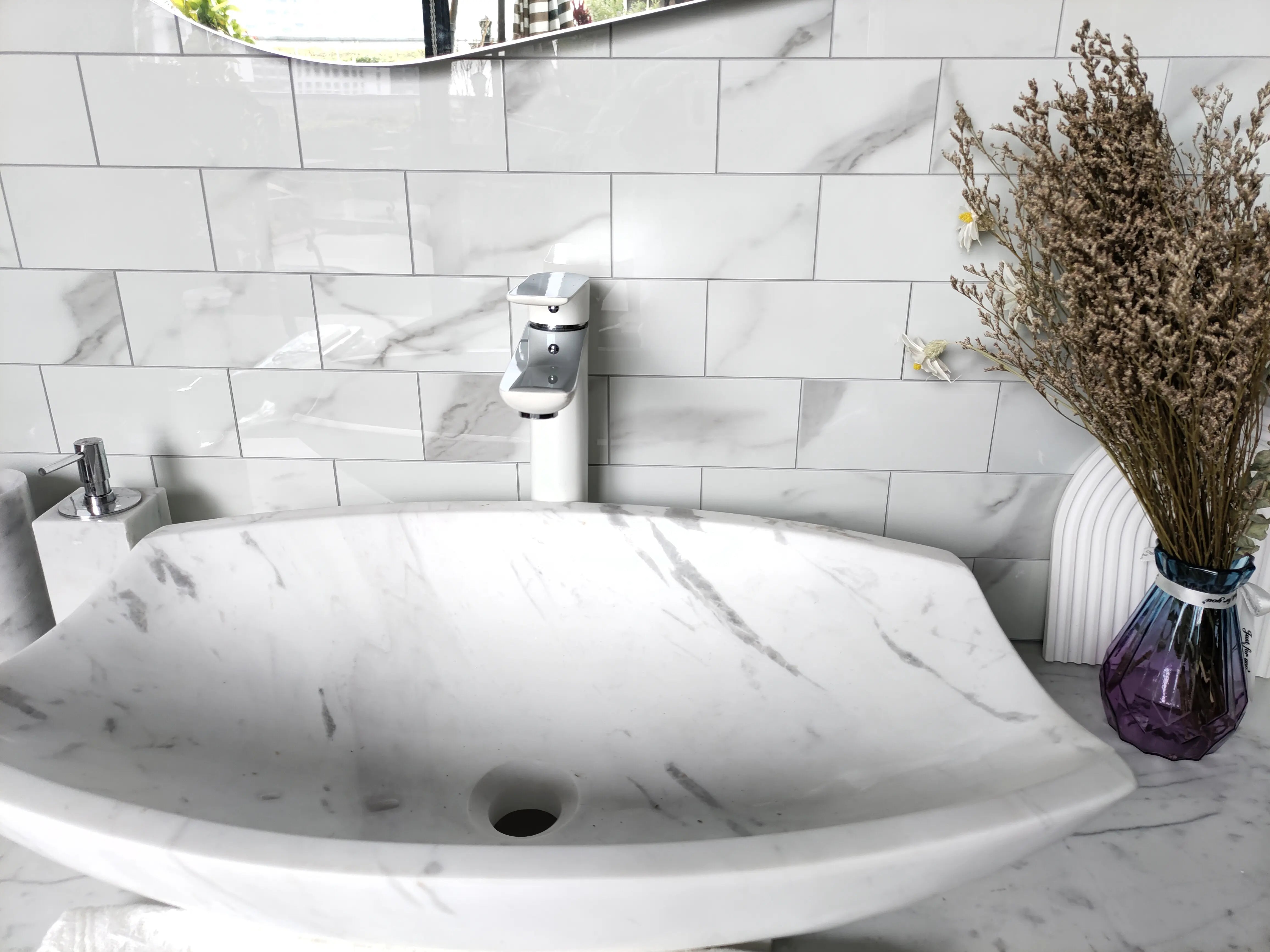 Carrara-White-Marble-Peel-and-Stick-Subway-tiles-in-bathroom