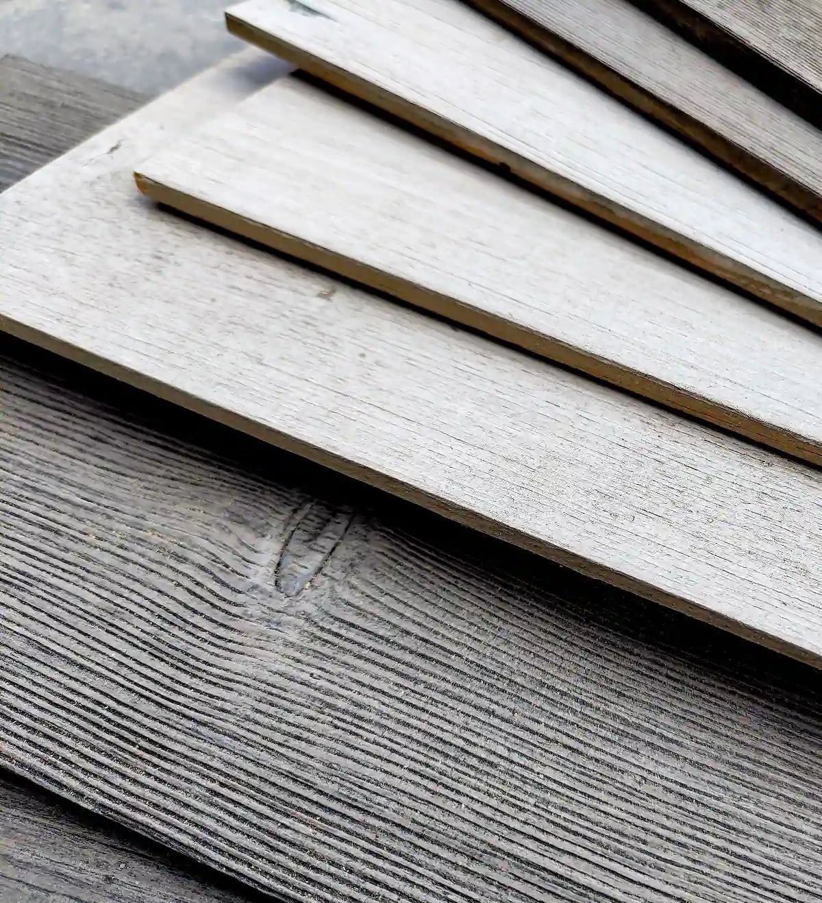 COLAMO Paneles de madera de pino de mezcla gris para pelar y pegar Tablones de pared traslapados