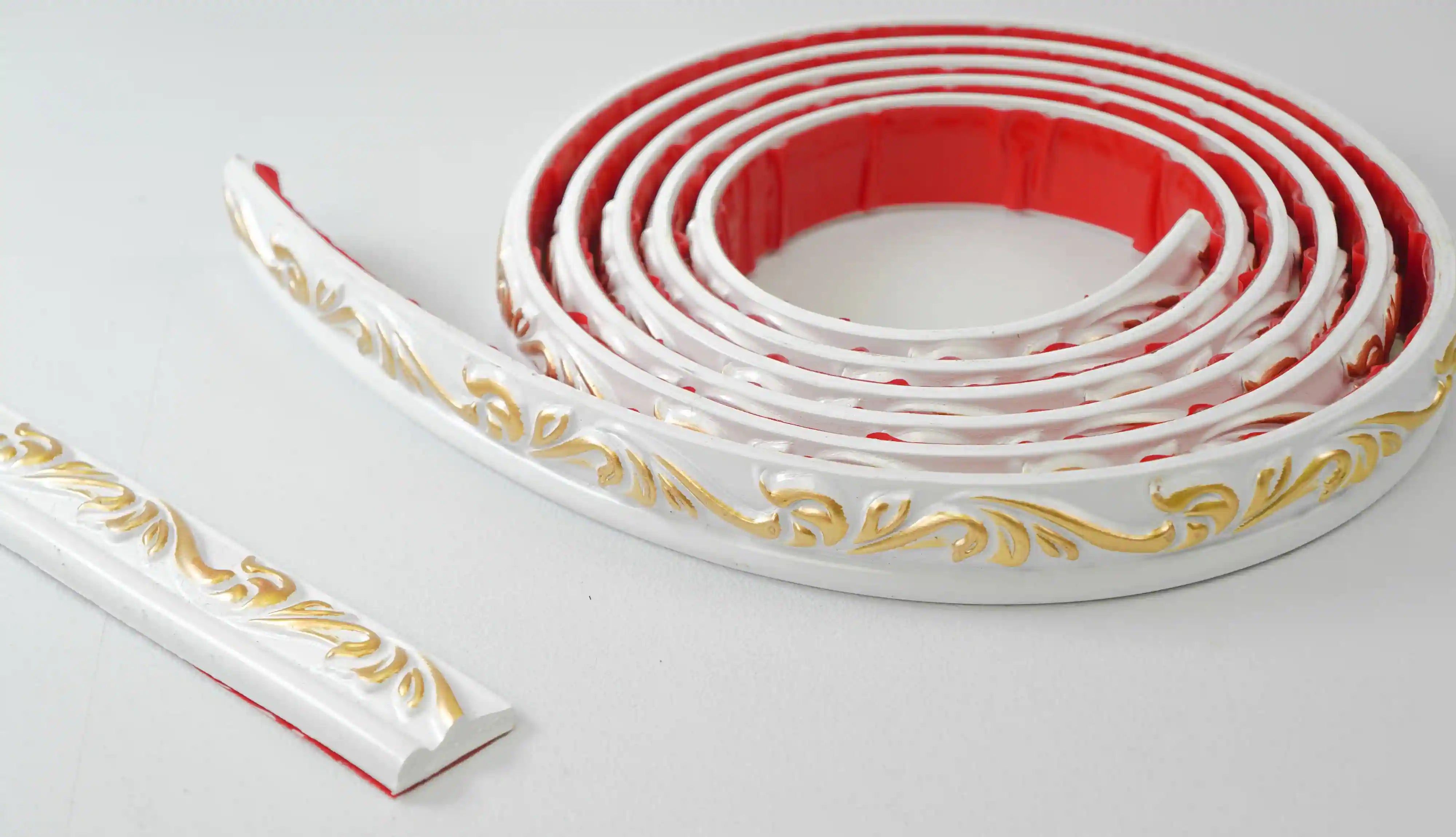 COLAMO Gilded Crown White Molding Trim Adhesive Peel and Stick Baseboard Trim Tile Edge Trim